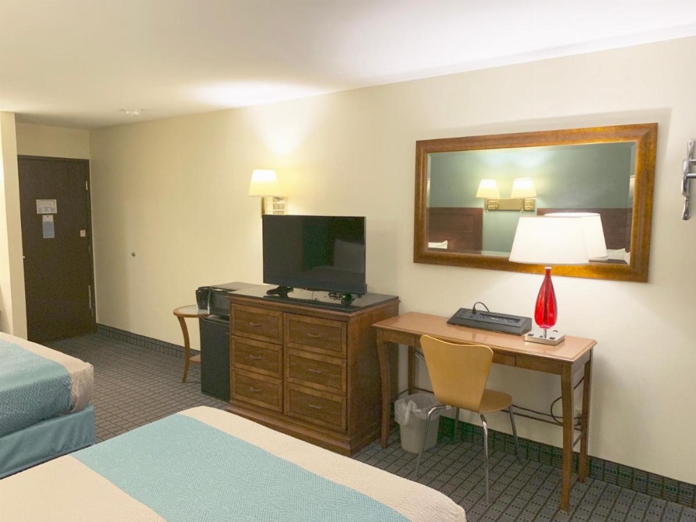 Room image 4